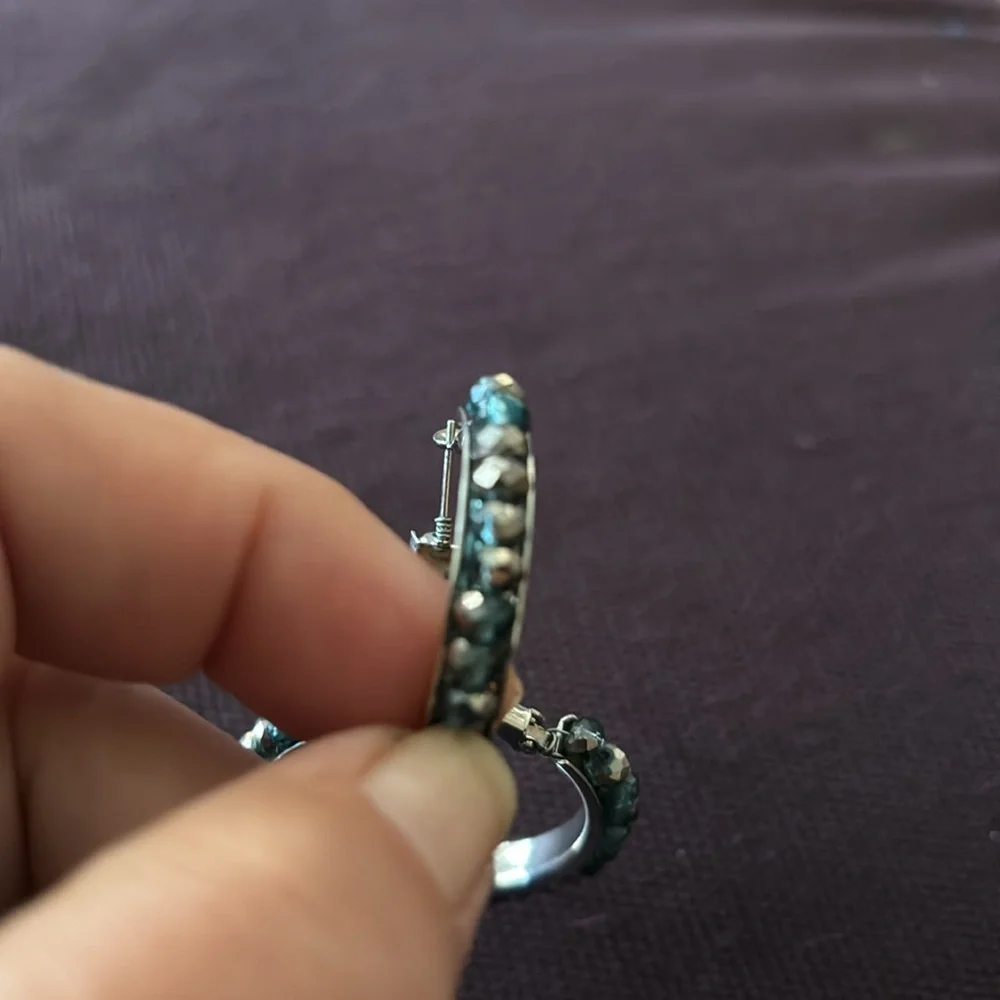 Hoop earrings - Picture 2 of 4